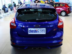 2013款 ST 2.0T 手动 橙色版