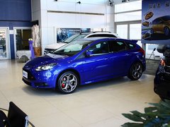 2013款 ST 2.0T 手动 橙色版