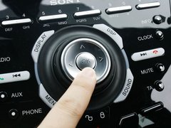 2013款 ST 2.0T 手动 橙色版