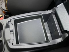 2013款 ST 2.0T 手动 橙色版