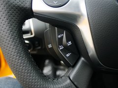 2013款 ST 2.0T 手动 橙色版