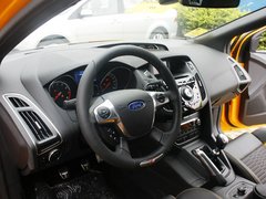 2013款 ST 2.0T 手动 橙色版