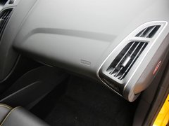 2013款 ST 2.0T 手动 橙色版