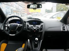 2013款 ST 2.0T 手动 橙色版