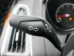 2013款 ST 2.0T 手动 橙色版