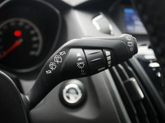 2013款 ST 2.0T 手动 橙色版