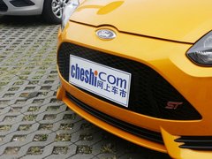 2013款 ST 2.0T 手动 橙色版