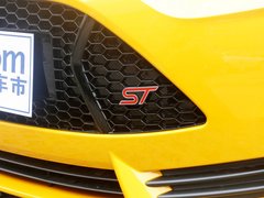 2013款 ST 2.0T 手动 橙色版