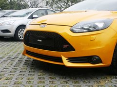 2013款 ST 2.0T 手动 橙色版