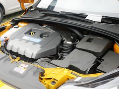 2013款 ST 2.0T 手动 橙色版