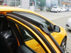 2013款 ST 2.0T 手动 橙色版