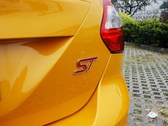 2013款 ST 2.0T 手动 橙色版