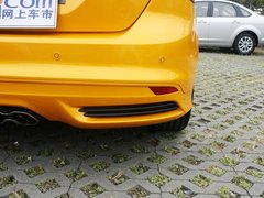 2013款 ST 2.0T 手动 橙色版