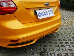 2013款 ST 2.0T 手动 橙色版