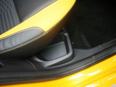 2013款 ST 2.0T 手动 橙色版