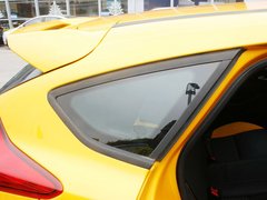 2013款 ST 2.0T 手动 橙色版