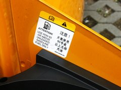 2013款 ST 2.0T 手动 橙色版