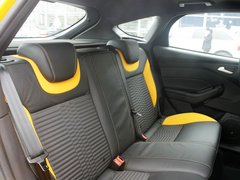 2013款 ST 2.0T 手动 橙色版