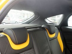 2013款 ST 2.0T 手动 橙色版