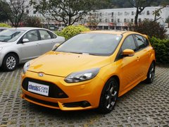 2013款 ST 2.0T 手动 橙色版
