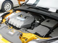 2013款 ST 2.0T 手动 橙色版
