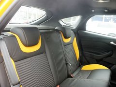 2013款 ST 2.0T 手动 橙色版