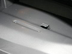 2013款 ST 2.0T 手动 橙色版