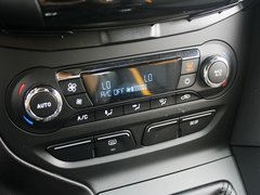 2013款 ST 2.0T 手动 橙色版