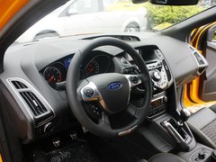 2013款 ST 2.0T 手动 橙色版