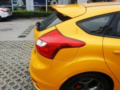 2013款 ST 2.0T 手动 橙色版