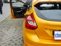 2013款 ST 2.0T 手动 橙色版