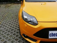 2013款 ST 2.0T 手动 橙色版