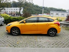 2013款 ST 2.0T 手动 橙色版