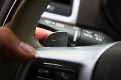 2012款 3.6 自动 豪华版