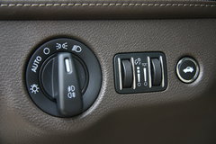 2012款 3.6 自动 豪华版