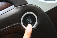 2012款 3.6 自动 豪华版