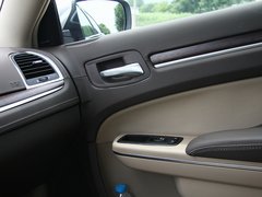 300C 2012款 3.6 自动 豪华版