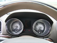 2012款 3.6 自动 豪华版