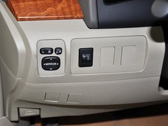 2012款 2.0L 自动 200E 经典精英版