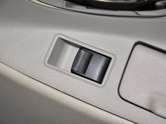 2012款 2.0L 自动 200E 经典精英版