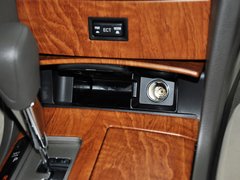 2012款 2.0L 自动 200E 经典精英版
