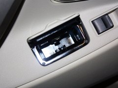 2012款 2.0L 自动 200E 经典精英版