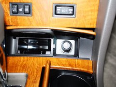2012款 2.0L 自动 200E 经典精英版