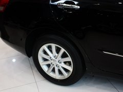 2012款 2.0L 自动 200E 经典精英版