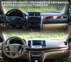 2012款 2.0L 自动 200G 经典豪华版