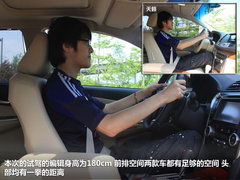 2012款 2.0L 自动 200G 经典豪华版