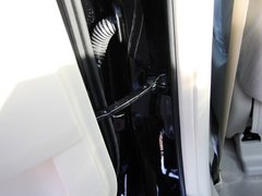 2012款 2.0L 自动 200G 经典豪华版