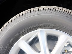 2012款 2.0L 自动 200G 经典豪华版