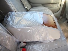 2012款 2.0L 自动 200G 经典豪华版