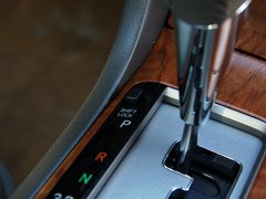 2012款 2.0L 自动 200G 经典豪华版